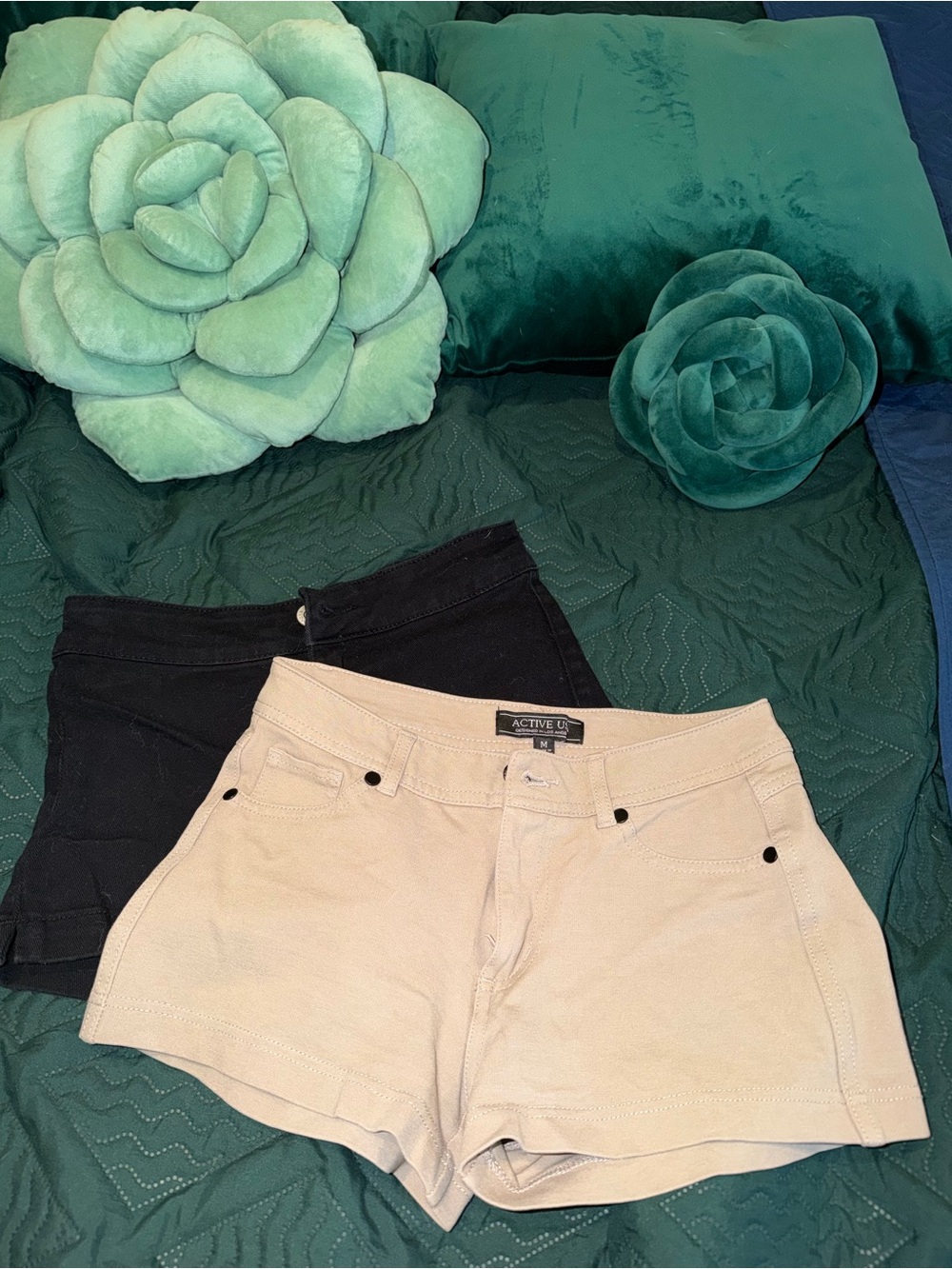 Women’s bundle 2 shorts